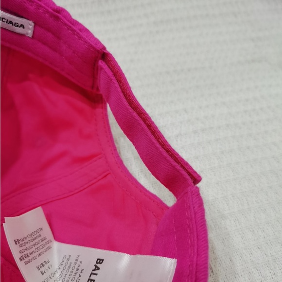 [AUTHENTIC] Balenciaga Pink Adjustable Hat main image 6
